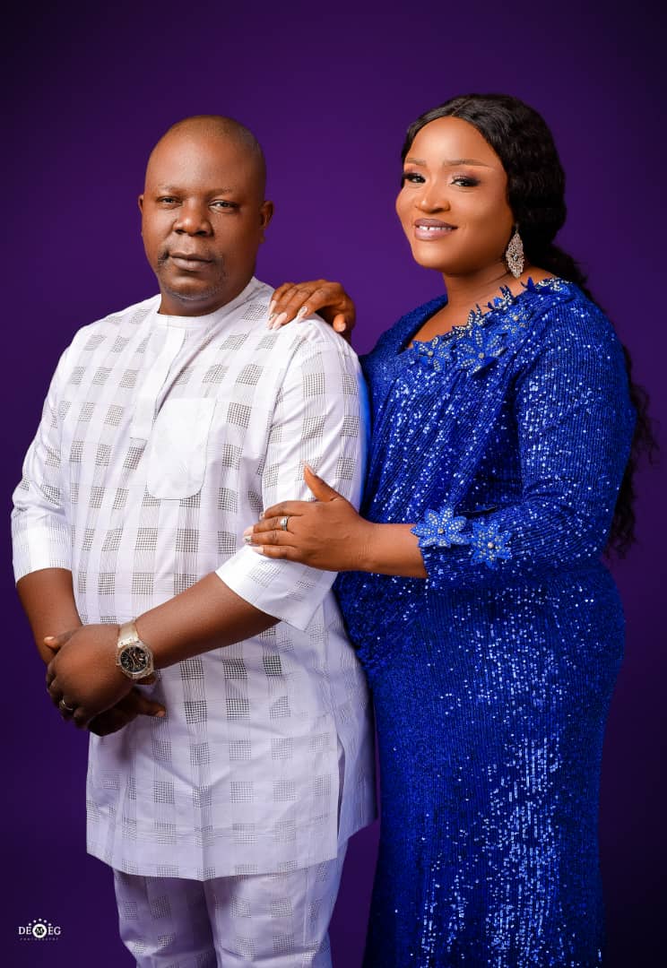 Newly wedded couples